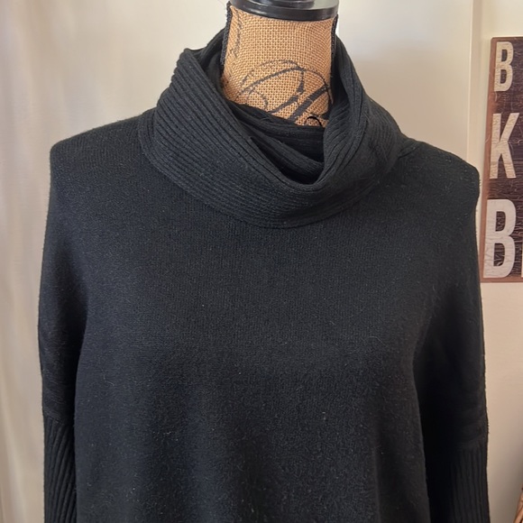 Cyrus Black Cowl Neck Sweater With Pockets - Picture 2 of 10